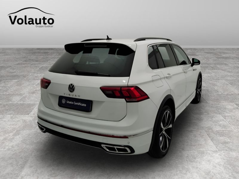 GuidiCar - VOLKSWAGEN Tiguan 2021 Tiguan 1.5 tsi act R-Line 150cv dsg Usato