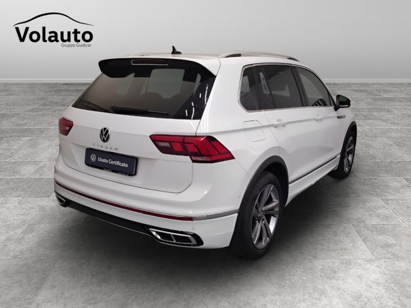GuidiCar - VOLKSWAGEN Tiguan 2022 Tiguan 1.5 tsi act R-Line 150cv dsg Usato