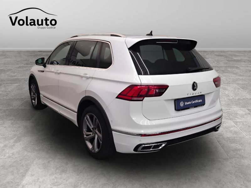 GuidiCar - VOLKSWAGEN Tiguan 2022 Tiguan 1.5 tsi act R-Line 150cv dsg Usato