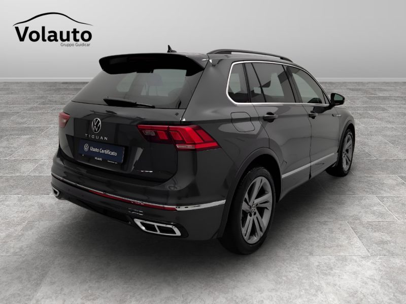 GuidiCar - VOLKSWAGEN Tiguan 2022 Tiguan 1.5 tsi act R-Line 150cv dsg Usato