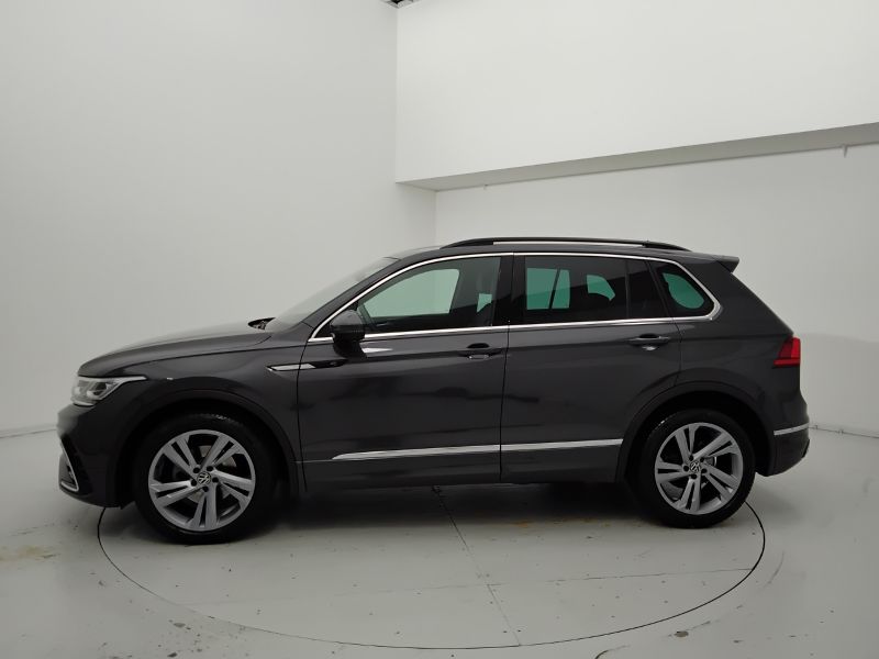 GuidiCar - VOLKSWAGEN Tiguan 2022 Tiguan 1.5 tsi act R-Line 150cv dsg Usato