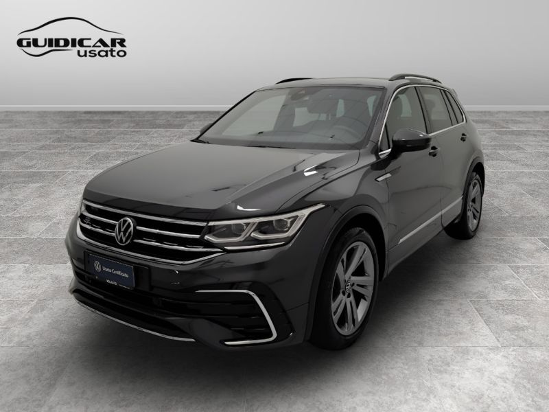 GuidiCar - VOLKSWAGEN Tiguan 2022 Tiguan 1.5 tsi act R-Line 150cv dsg Usato
