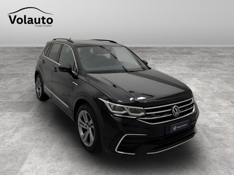 GuidiCar - VOLKSWAGEN Tiguan 2023 Tiguan 1.5 tsi act R-Line 150cv dsg Usato