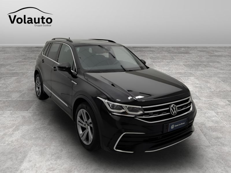 GuidiCar - VOLKSWAGEN Tiguan 2023 Tiguan 1.5 tsi act R-Line 150cv dsg Usato