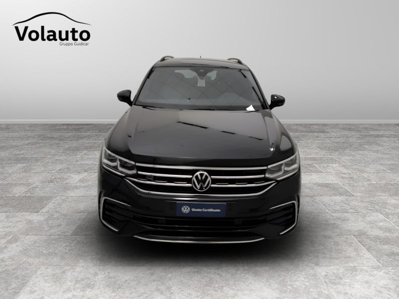 GuidiCar - VOLKSWAGEN Tiguan 2023 Tiguan 1.5 tsi act R-Line 150cv dsg Usato