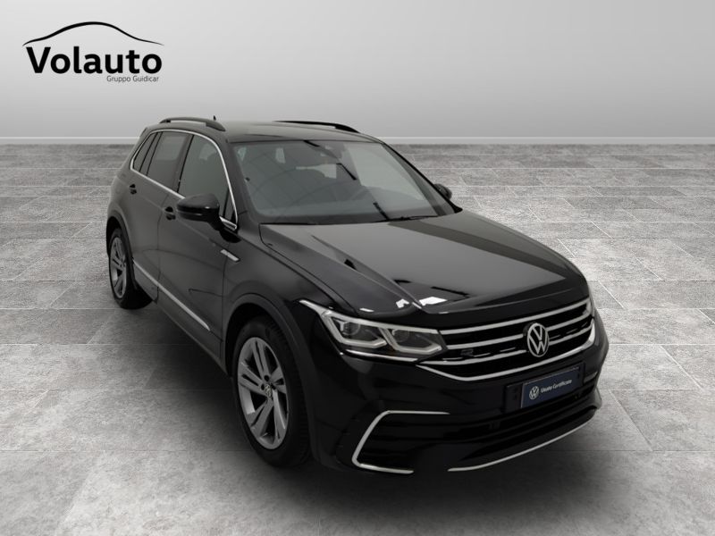 GuidiCar - VOLKSWAGEN Tiguan 2023 Tiguan 1.5 tsi act R-Line 150cv dsg Usato