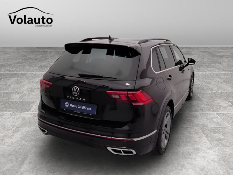 GuidiCar - VOLKSWAGEN Tiguan 2023 Tiguan 1.5 tsi act R-Line 150cv dsg Usato