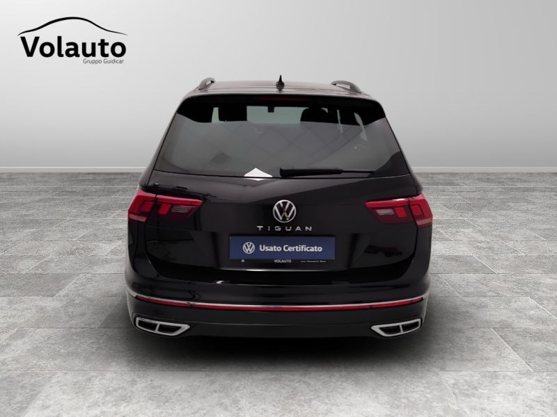 GuidiCar - VOLKSWAGEN Tiguan 2023 Tiguan 1.5 tsi act R-Line 150cv dsg Usato
