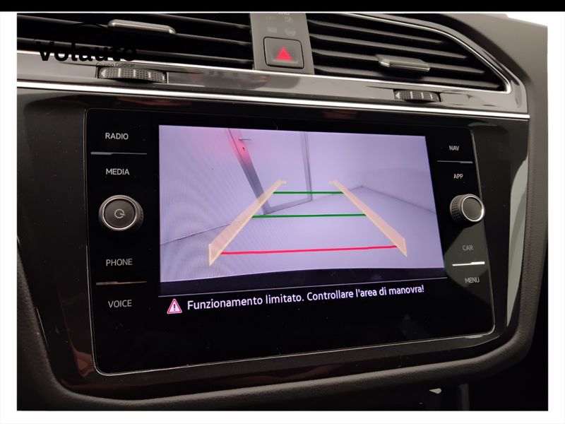 GuidiCar - VOLKSWAGEN Tiguan 2023 Tiguan 1.5 tsi act R-Line 150cv dsg Usato