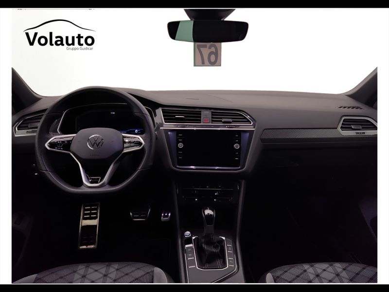 GuidiCar - VOLKSWAGEN Tiguan 2023 Tiguan 1.5 tsi act R-Line 150cv dsg Usato