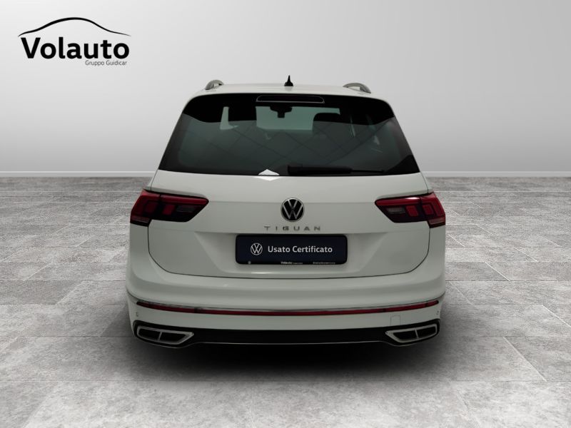 GuidiCar - VOLKSWAGEN Tiguan 2023 Tiguan 1.5 tsi act R-Line 150cv dsg Usato