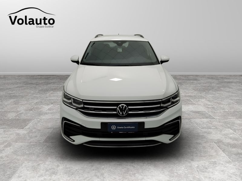 GuidiCar - VOLKSWAGEN Tiguan 2023 Tiguan 1.5 tsi act R-Line 150cv dsg Usato