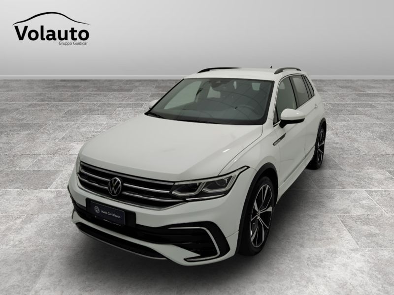 GuidiCar - VOLKSWAGEN Tiguan 2023 Tiguan 1.5 tsi act R-Line 150cv dsg Usato