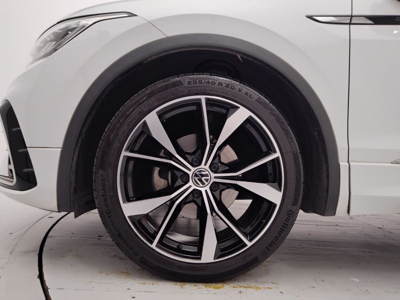 GuidiCar - VOLKSWAGEN Tiguan 2023 Tiguan 1.5 tsi act R-Line 150cv dsg Usato