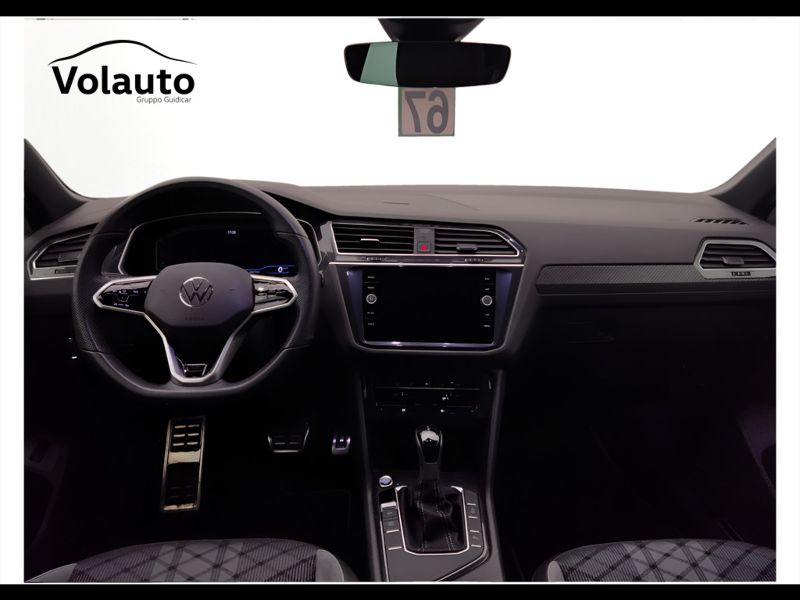 GuidiCar - VOLKSWAGEN Tiguan 2023 Tiguan 1.5 tsi act R-Line 150cv dsg Usato