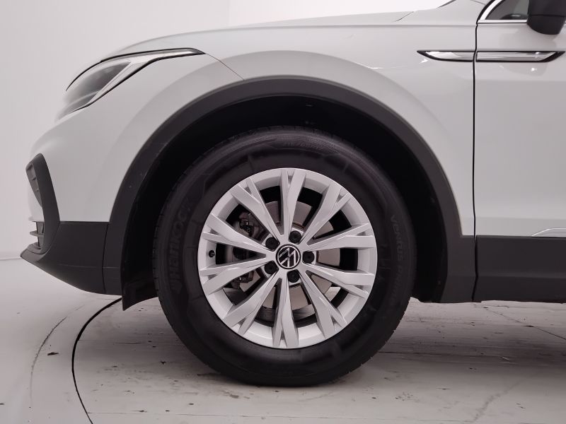 GuidiCar - VOLKSWAGEN Tiguan II 2021 2021 Tiguan II 2021 - Tiguan 1.5 tsi Life 130cv Usato