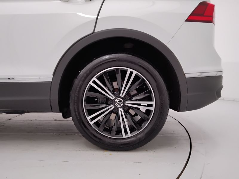 GuidiCar - VOLKSWAGEN Tiguan II 2021 2022 Tiguan II 2021 - Tiguan 1.5 tsi Life 130cv Usato