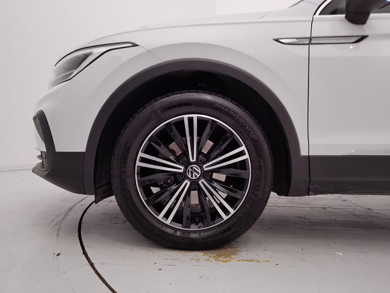 GuidiCar - VOLKSWAGEN Tiguan II 2021 2022 Tiguan II 2021 - Tiguan 1.5 tsi Life 130cv Usato