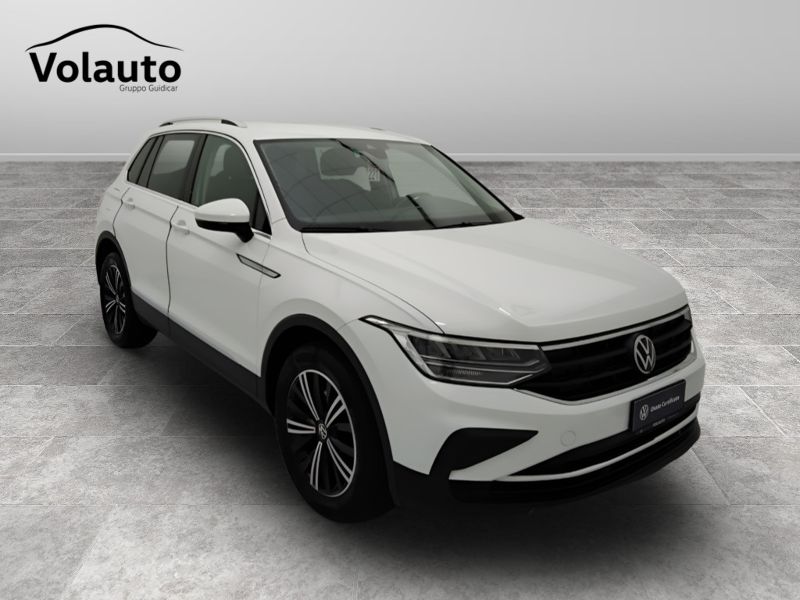 GuidiCar - VOLKSWAGEN Tiguan II 2021 2022 Tiguan II 2021 - Tiguan 1.5 tsi Life 130cv Usato
