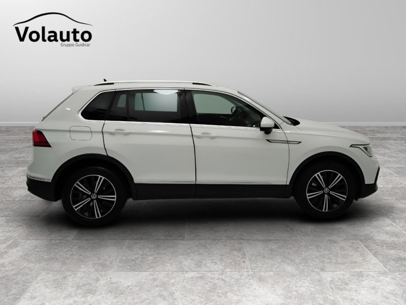 GuidiCar - VOLKSWAGEN Tiguan II 2021 2022 Tiguan II 2021 - Tiguan 1.5 tsi Life 130cv Usato