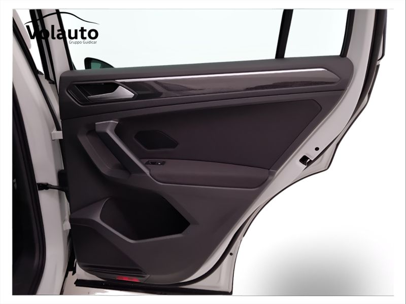 GuidiCar - VOLKSWAGEN Tiguan II 2021 2022 Tiguan II 2021 - Tiguan 1.5 tsi Life 130cv Usato