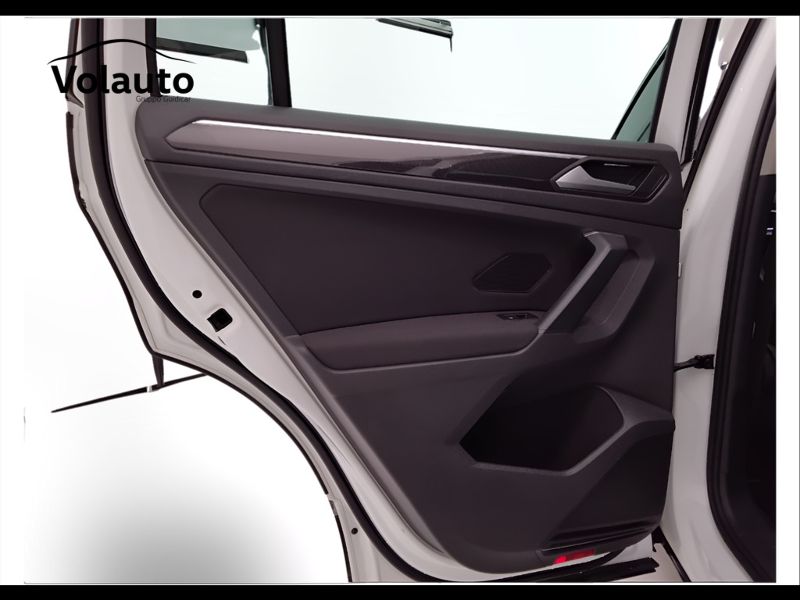 GuidiCar - VOLKSWAGEN Tiguan II 2021 2022 Tiguan II 2021 - Tiguan 1.5 tsi Life 130cv Usato