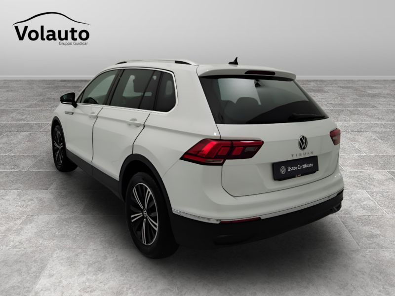 GuidiCar - VOLKSWAGEN Tiguan II 2021 2022 Tiguan II 2021 - Tiguan 1.5 tsi Life 130cv Usato