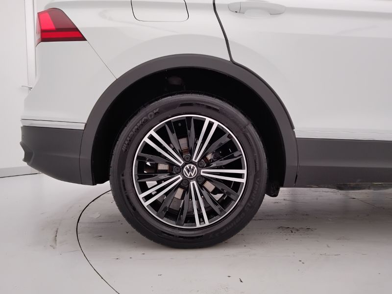 GuidiCar - VOLKSWAGEN Tiguan II 2021 2022 Tiguan II 2021 - Tiguan 1.5 tsi Life 130cv Usato