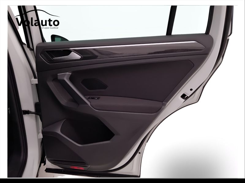 GuidiCar - VOLKSWAGEN Tiguan II 2021 2022 Tiguan II 2021 - Tiguan 1.5 tsi Life 130cv Usato