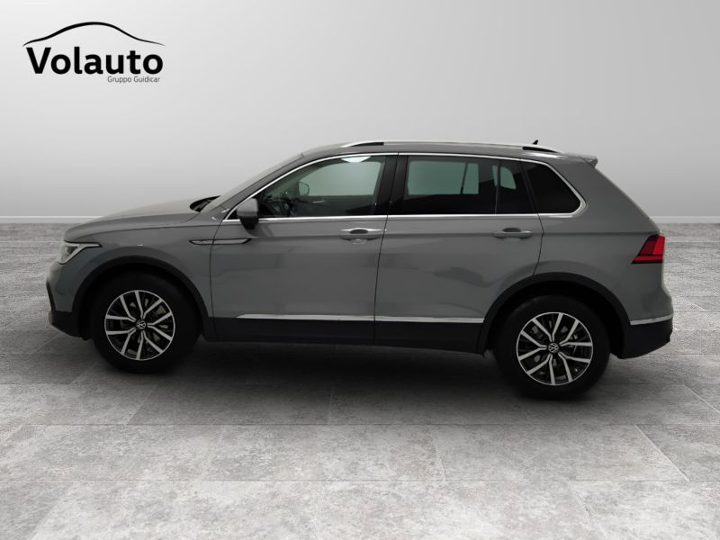 GuidiCar - VOLKSWAGEN Tiguan II 2021 2022 Tiguan II 2021 - Tiguan 1.5 tsi Life 130cv Usato
