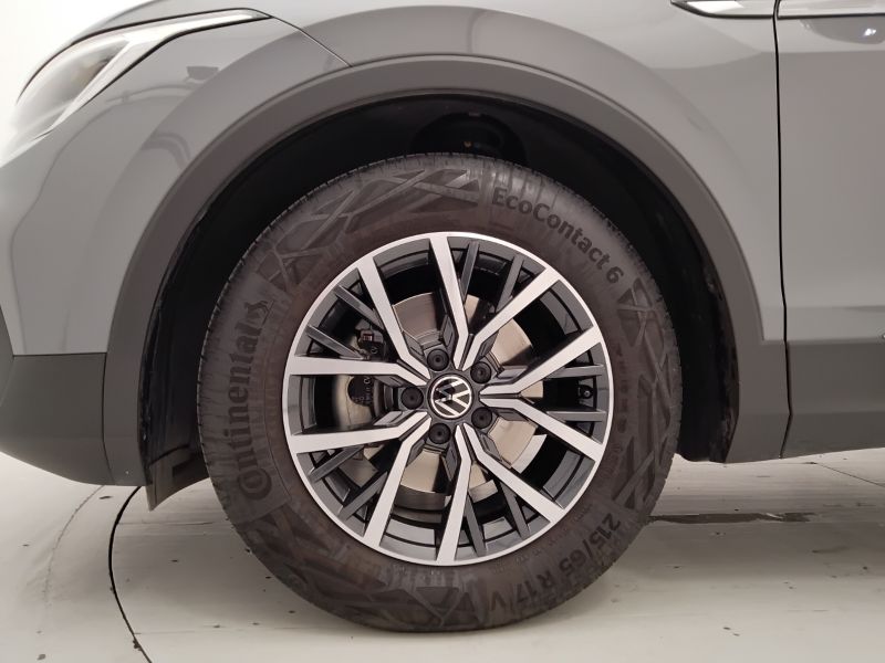 GuidiCar - VOLKSWAGEN Tiguan II 2021 2022 Tiguan II 2021 - Tiguan 1.5 tsi Life 130cv Usato