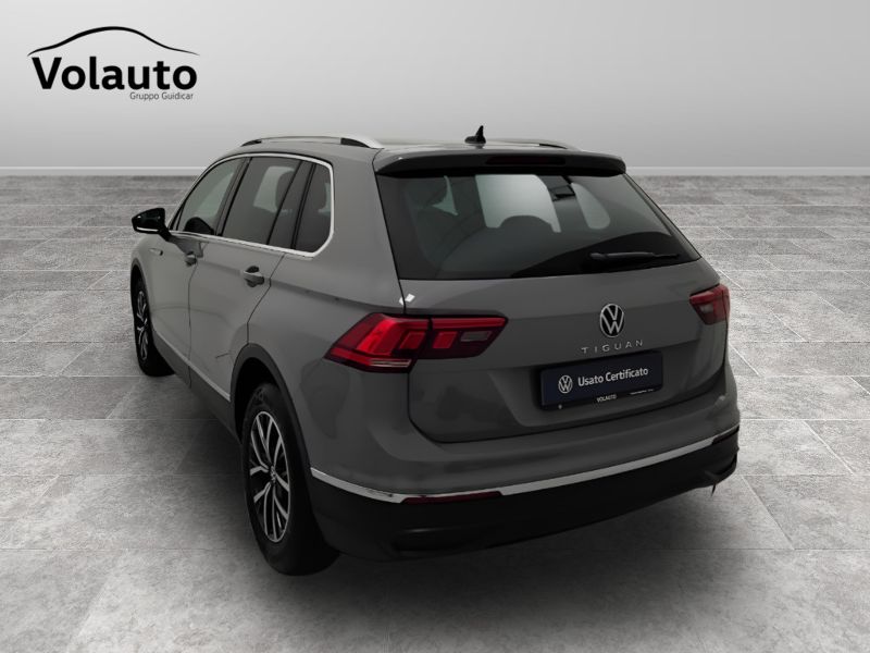 GuidiCar - VOLKSWAGEN Tiguan II 2021 2022 Tiguan II 2021 - Tiguan 1.5 tsi Life 130cv Usato