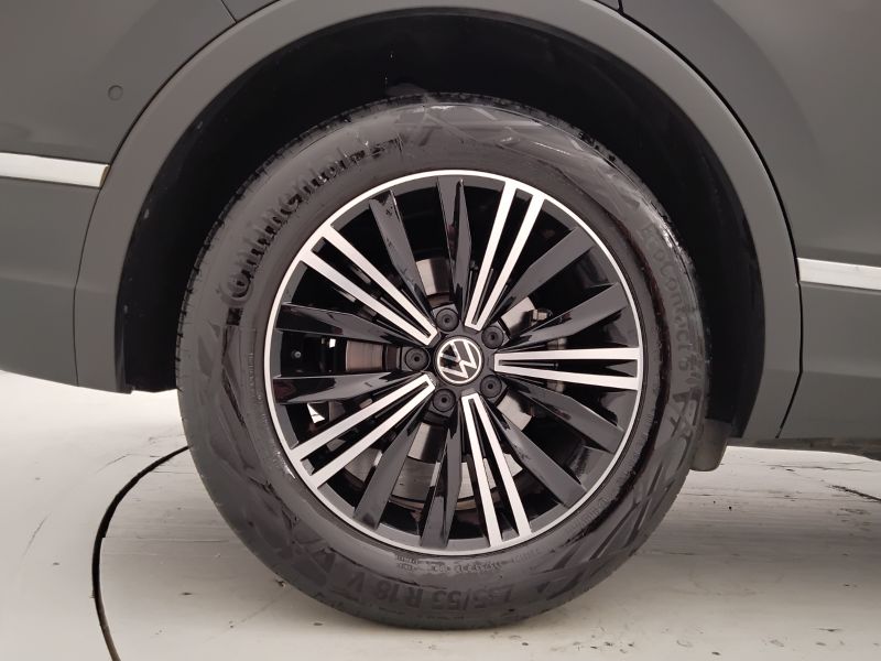 GuidiCar - VOLKSWAGEN Tiguan 2022 Tiguan 2.0 tdi scr Elegance 150cv dsg Usato