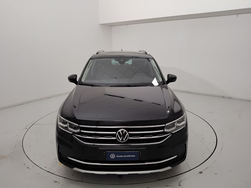 GuidiCar - VOLKSWAGEN Tiguan 2022 Tiguan 2.0 tdi scr Elegance 150cv dsg Usato
