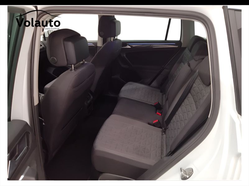 GuidiCar - VOLKSWAGEN Tiguan 2022 Tiguan 2.0 tdi scr Life 150cv dsg Usato