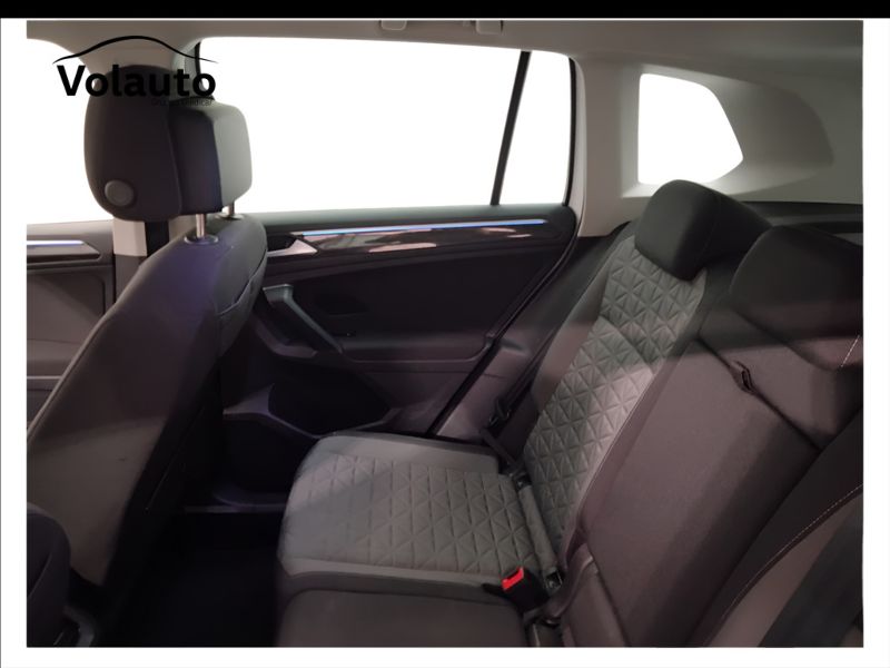 GuidiCar - VOLKSWAGEN Tiguan 2022 Tiguan 2.0 tdi scr Life 150cv dsg Usato