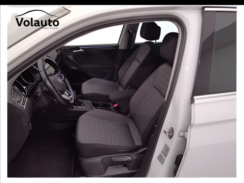 GuidiCar - VOLKSWAGEN Tiguan 2022 Tiguan 2.0 tdi scr Life 150cv dsg Usato