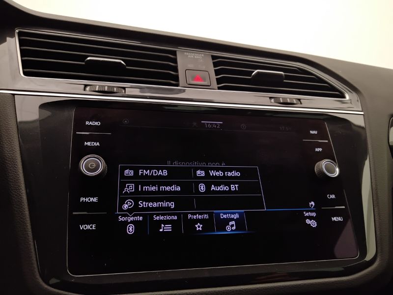GuidiCar - VOLKSWAGEN Tiguan 2022 Tiguan 2.0 tdi scr Life 150cv dsg Usato