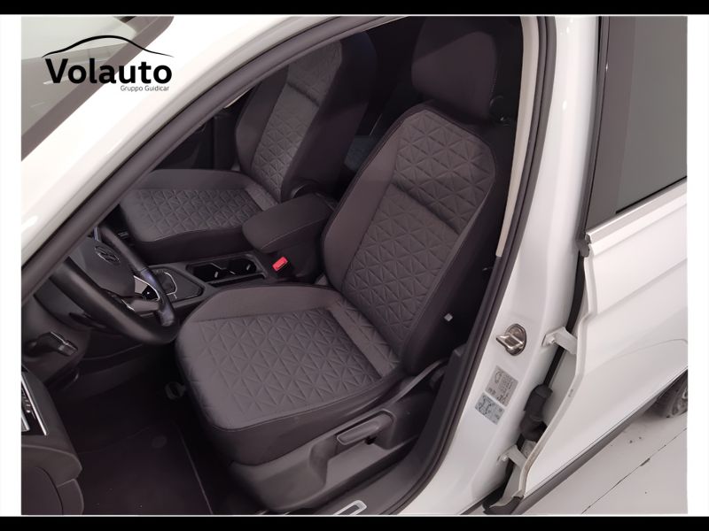 GuidiCar - VOLKSWAGEN Tiguan 2022 Tiguan 2.0 tdi scr Life 150cv dsg Usato