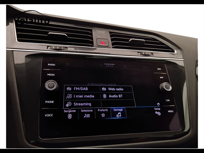 GuidiCar - VOLKSWAGEN Tiguan 2022 Tiguan 2.0 tdi scr Life 150cv dsg Usato