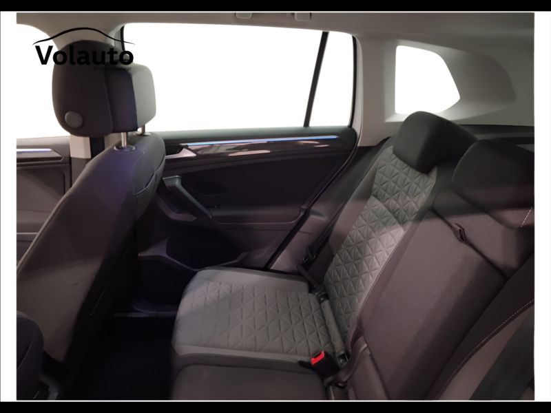 GuidiCar - VOLKSWAGEN Tiguan 2022 Tiguan 2.0 tdi scr Life 150cv dsg Usato