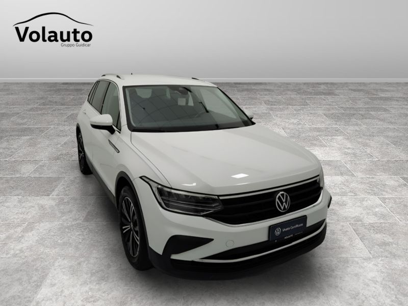 GuidiCar - VOLKSWAGEN Tiguan 2022 Tiguan 2.0 tdi scr Life 150cv dsg Usato