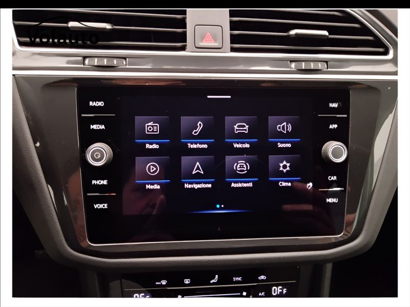 GuidiCar - VOLKSWAGEN Tiguan 2023 Tiguan 2.0 tdi scr Life 150cv dsg Usato