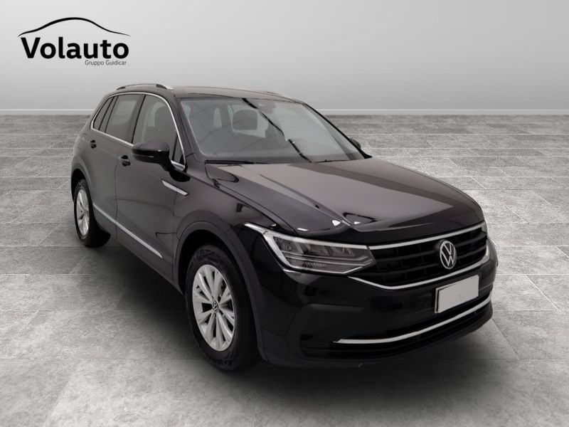 GuidiCar - VOLKSWAGEN Tiguan 2023 Tiguan 2.0 tdi scr Life 150cv dsg Usato
