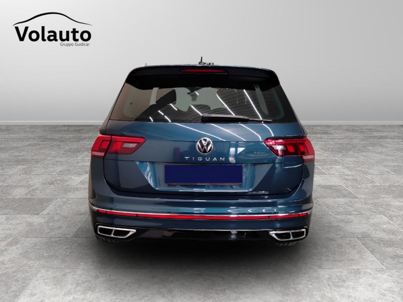 GuidiCar - VOLKSWAGEN Tiguan 2021 Tiguan 2.0 tdi scr R-Line 150cv dsg Usato