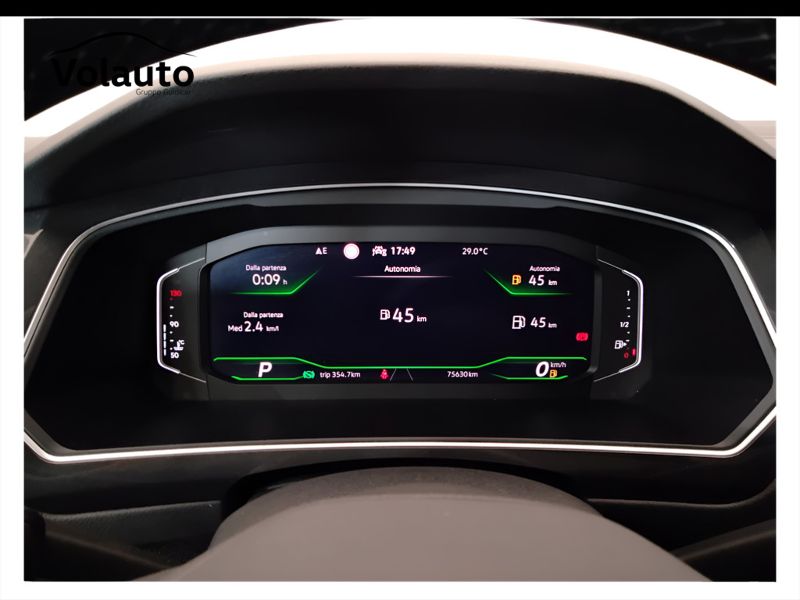 GuidiCar - VOLKSWAGEN Tiguan 2021 Tiguan 2.0 tdi scr R-Line 150cv dsg Usato