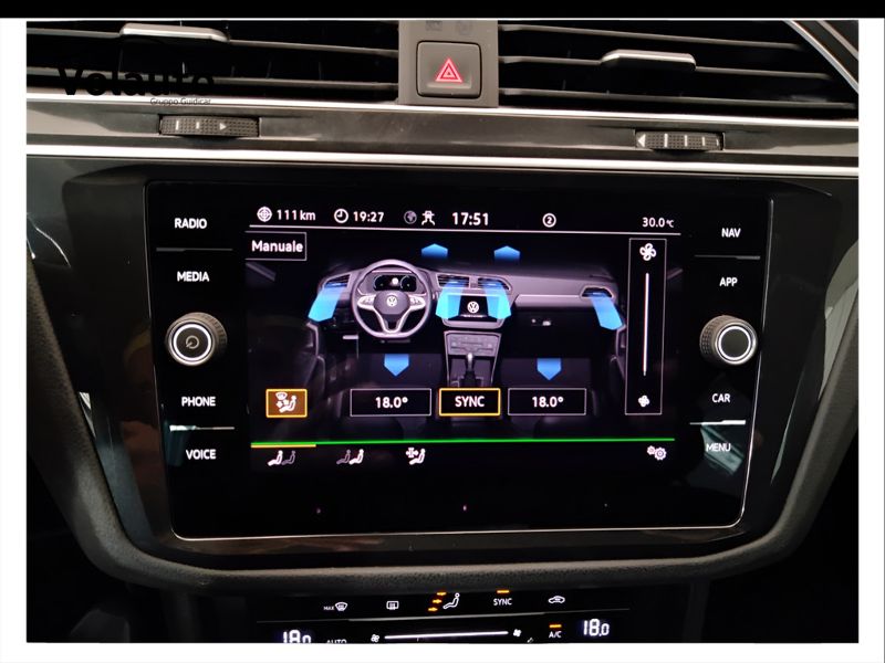 GuidiCar - VOLKSWAGEN Tiguan 2021 Tiguan 2.0 tdi scr R-Line 150cv dsg Usato