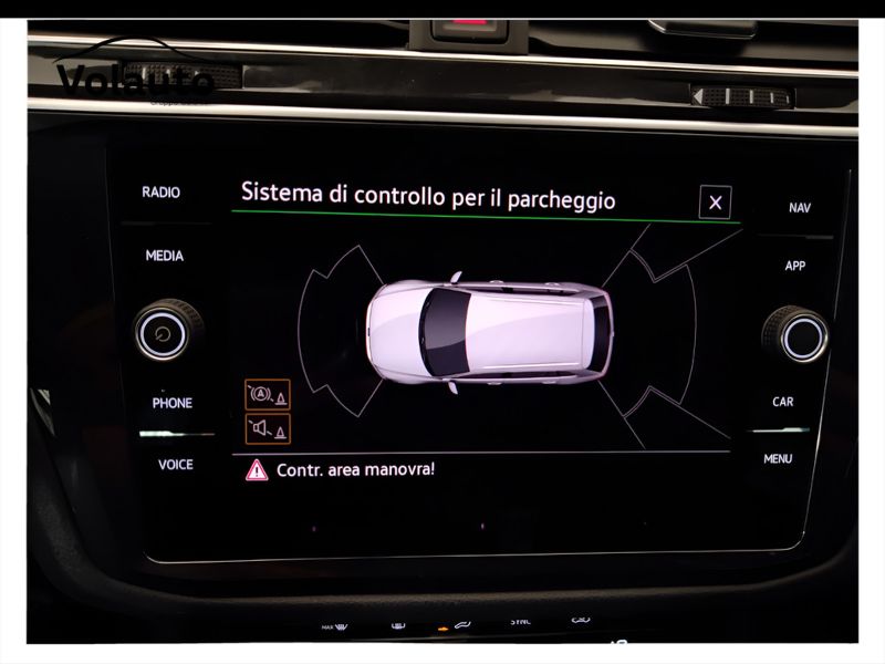 GuidiCar - VOLKSWAGEN Tiguan 2021 Tiguan 2.0 tdi scr R-Line 150cv dsg Usato