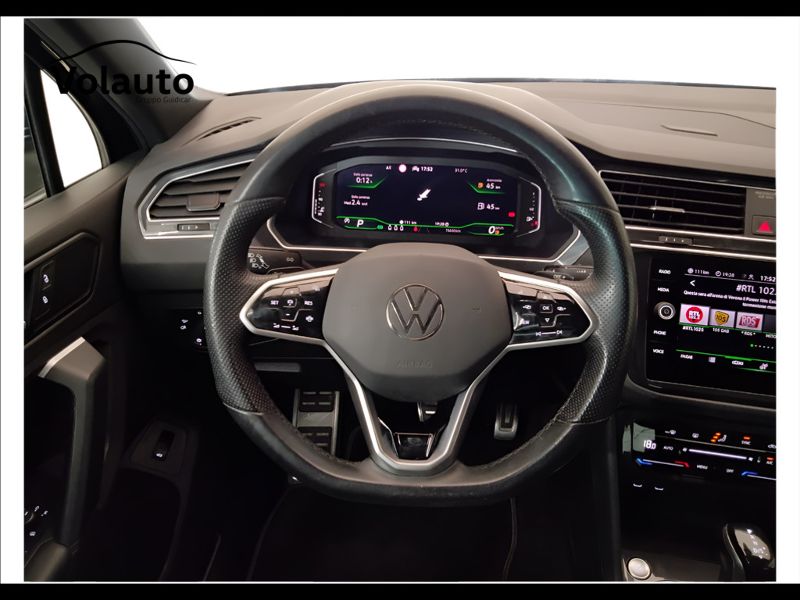 GuidiCar - VOLKSWAGEN Tiguan 2021 Tiguan 2.0 tdi scr R-Line 150cv dsg Usato