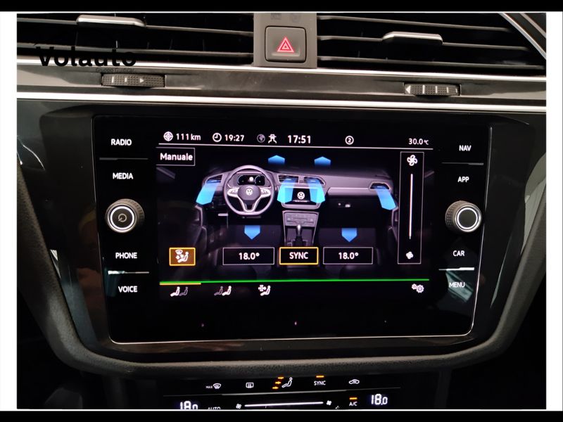 GuidiCar - VOLKSWAGEN Tiguan 2021 Tiguan 2.0 tdi scr R-Line 150cv dsg Usato